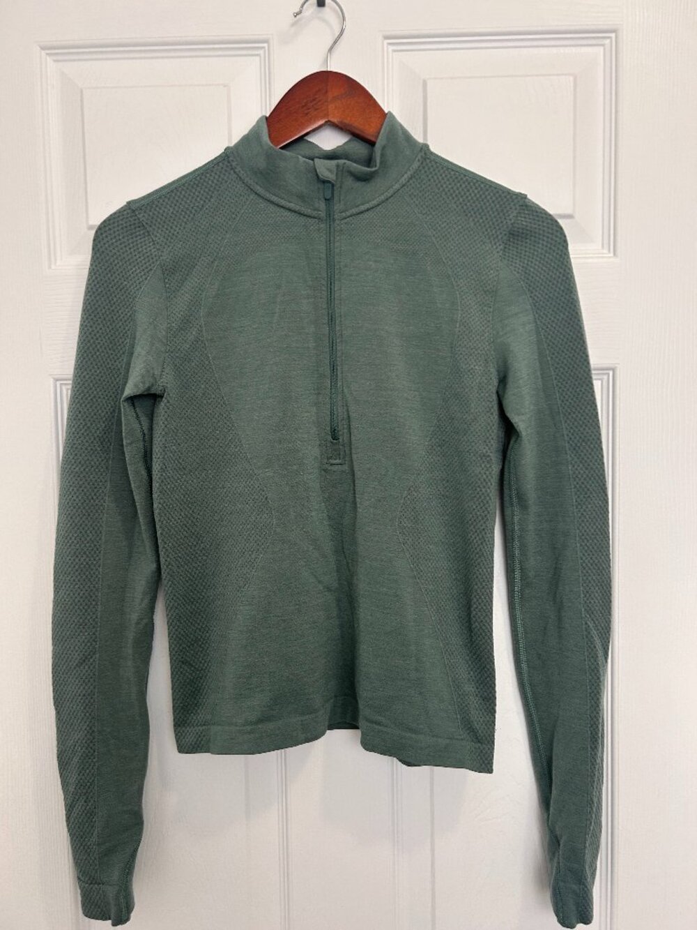 Lululemon Merino Wool-Blend Base Layer Half Zip - Size 4